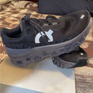 Women’s Oncloud Cloudmonster